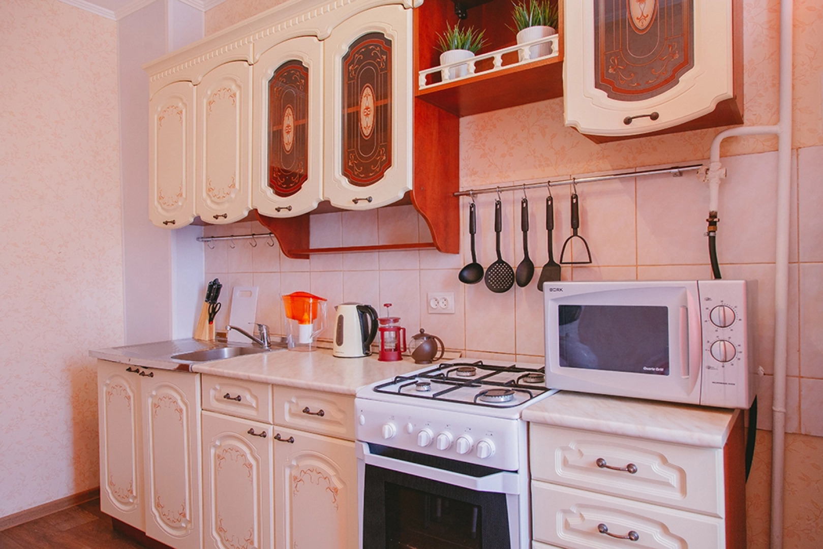 Апартаменты  5 Звезд Микрорайон Мирный 6/3