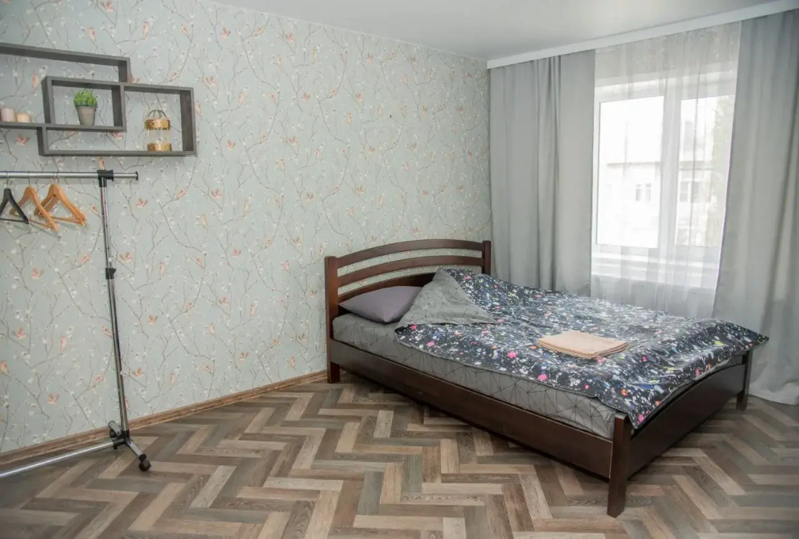 Квартира Уютная двухкомнатная