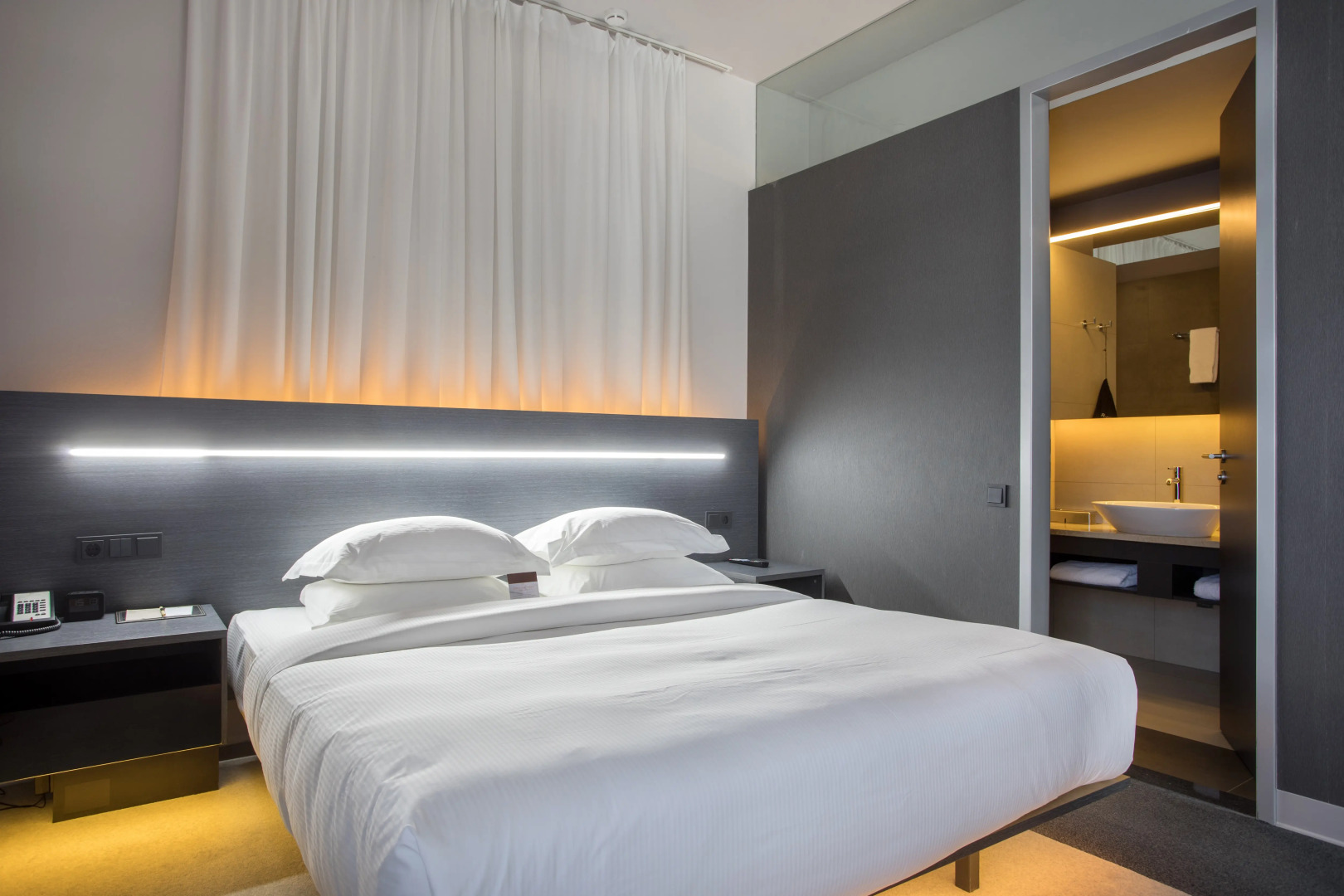 Отель Elements Ekaterinburg Hotel 4