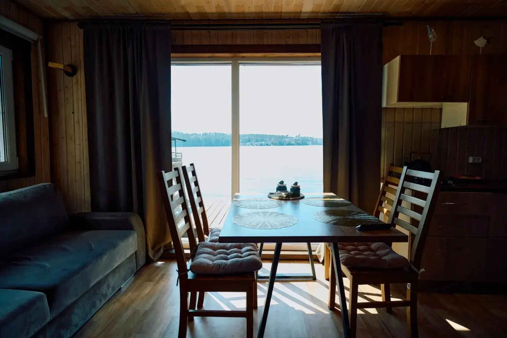 Шале Гостевой комплекс Берег Ладоги