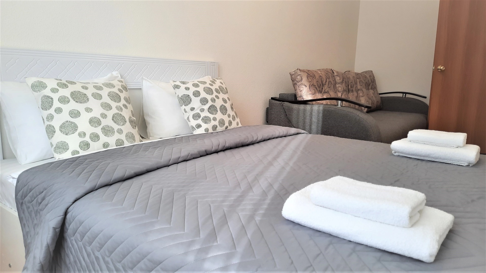 Апартаменты Двухкомнатные на Союзной 4