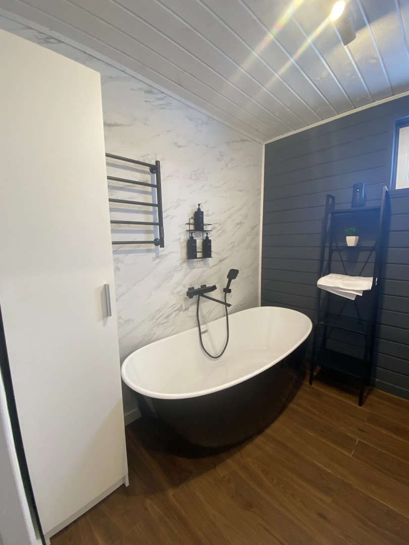 Частный Дом 250м2 с Баней Джакузи у Леса и Озера