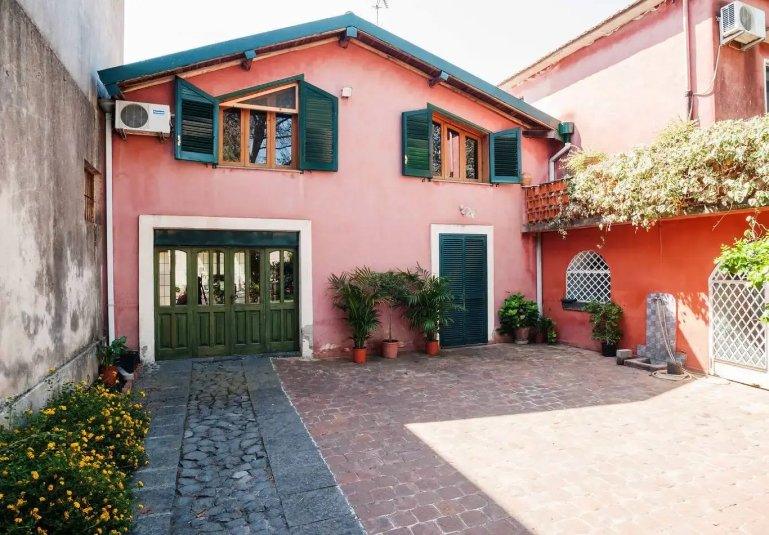 Отель B&B La Casa del Ficus