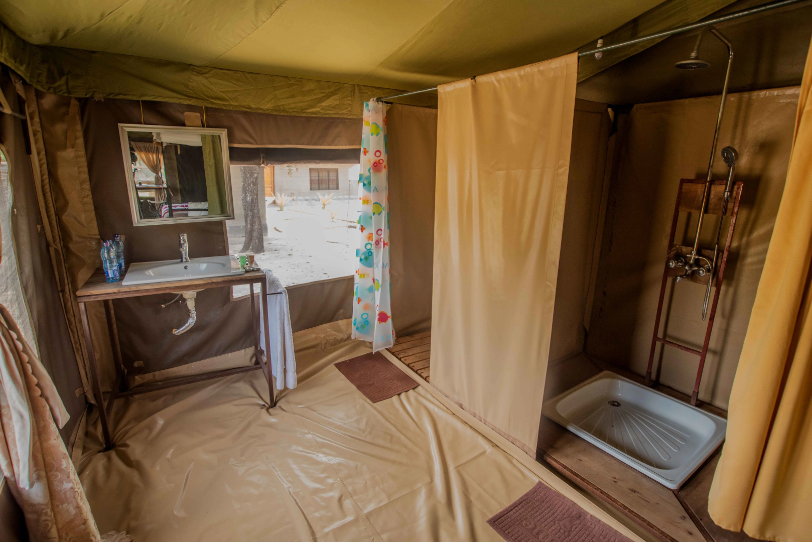 Коттеджи Tanganyika Coastal Campsite