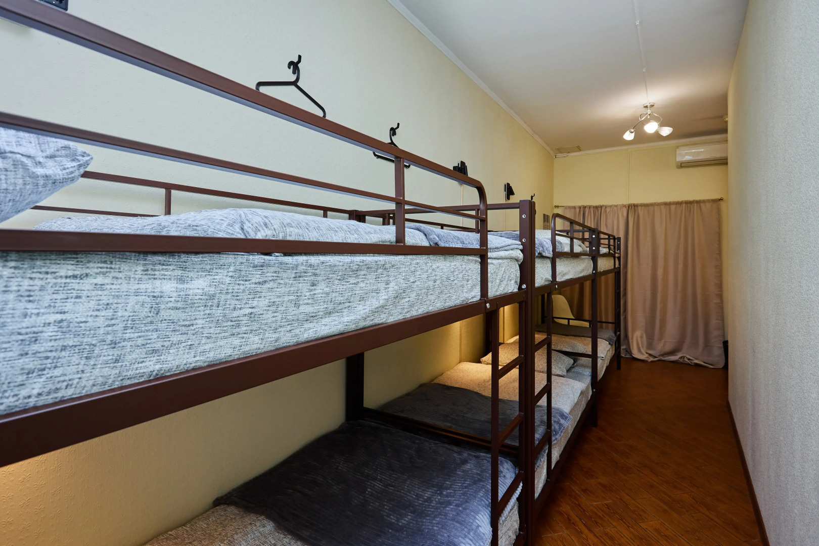 Хостел 18 Line