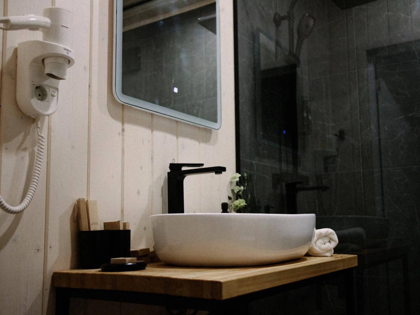 Отель Негород