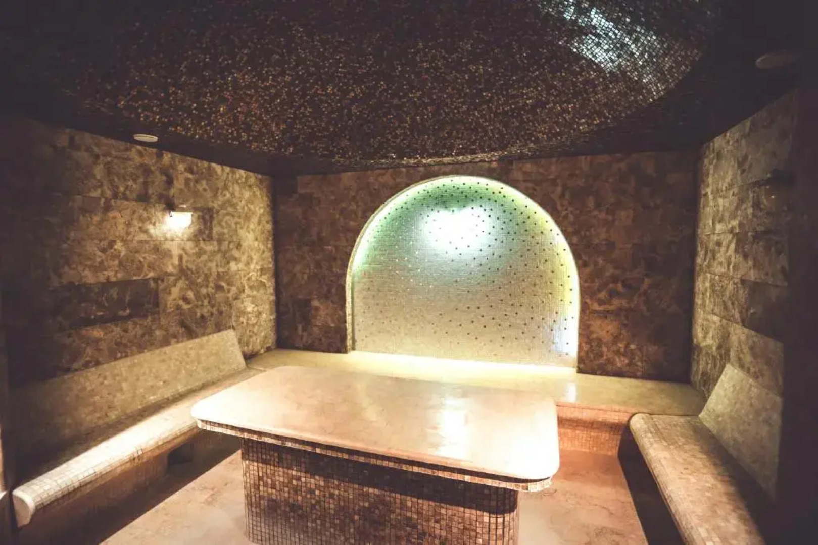 Отель Охотник