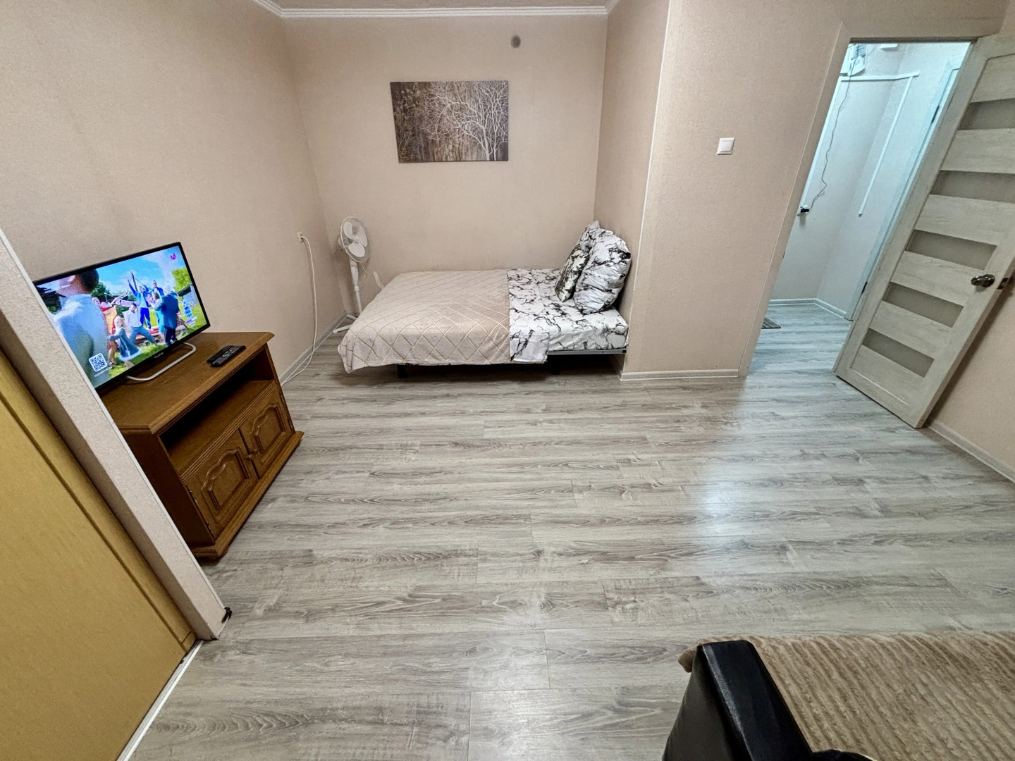 Квартира с Балконом на Теннисной 47/2