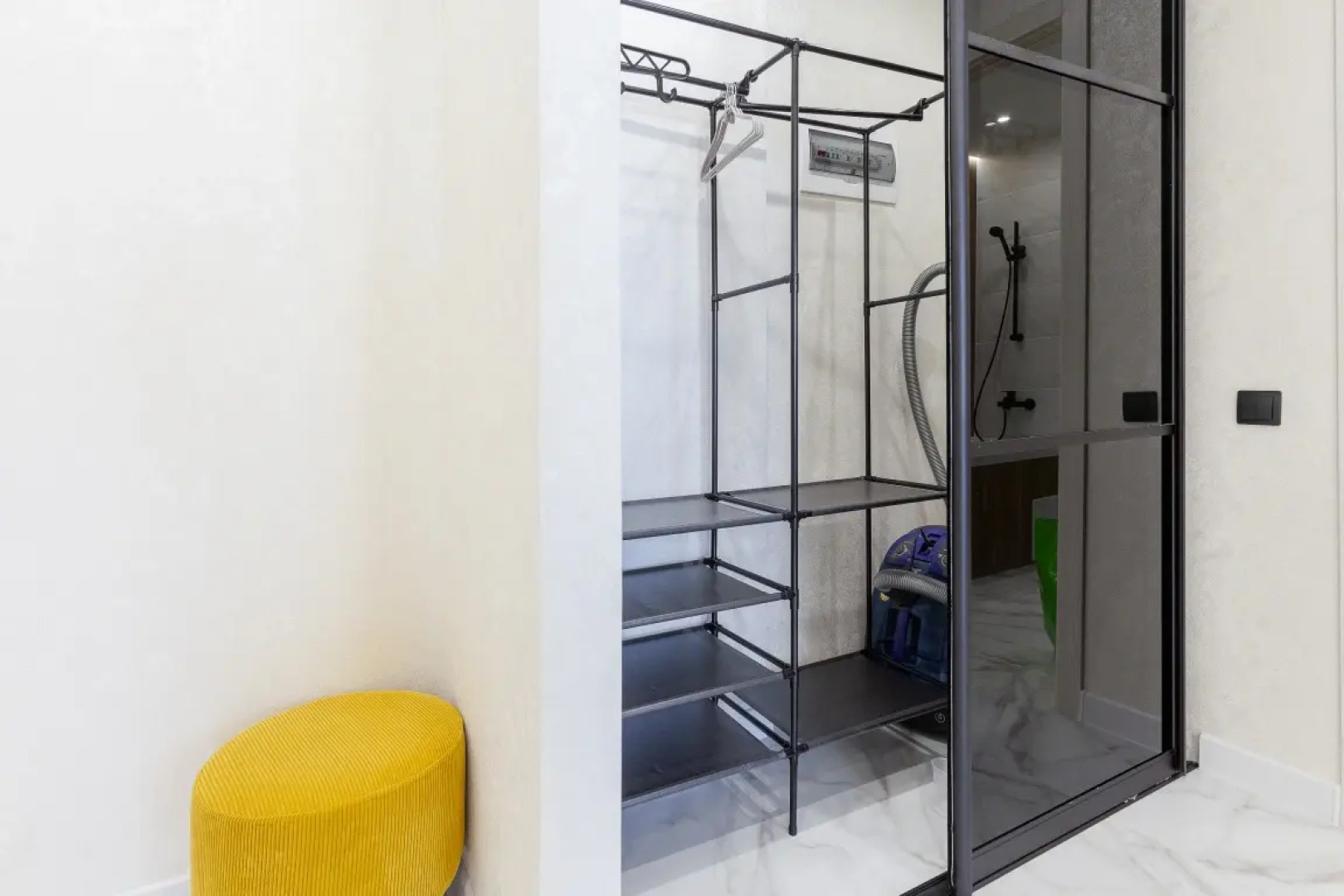 Апартаменты Уютные Апарты RentPlaza 1 с Красивым Видом