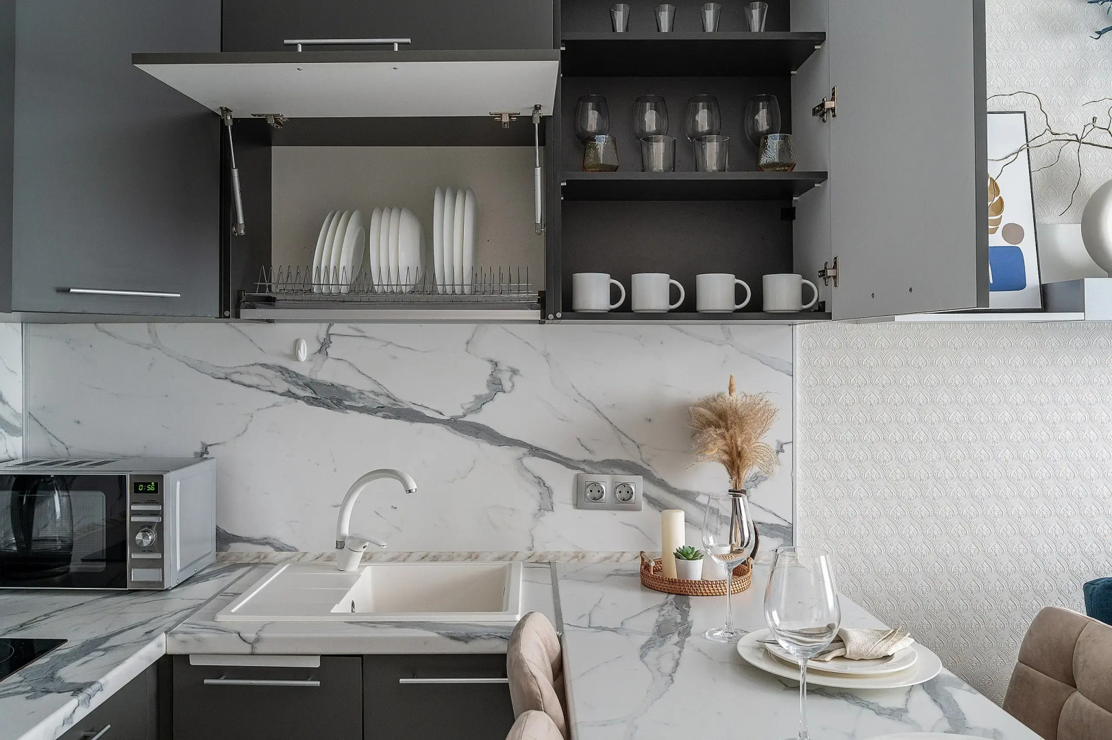 Апартаменты Red Apartments Арт Лайт Сити Форд