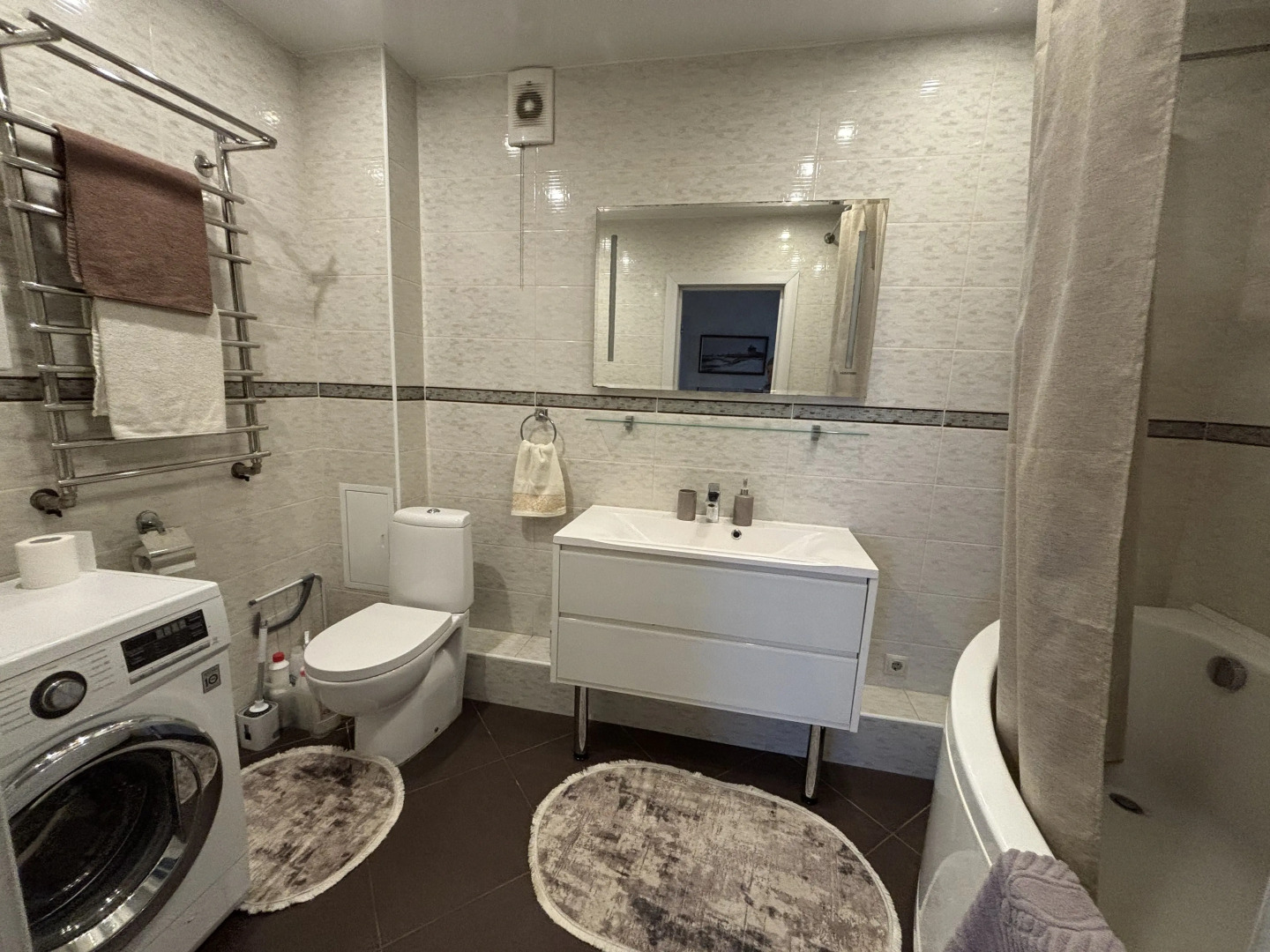 Апартаменты 2-х комнатная квартира возле центрального парка