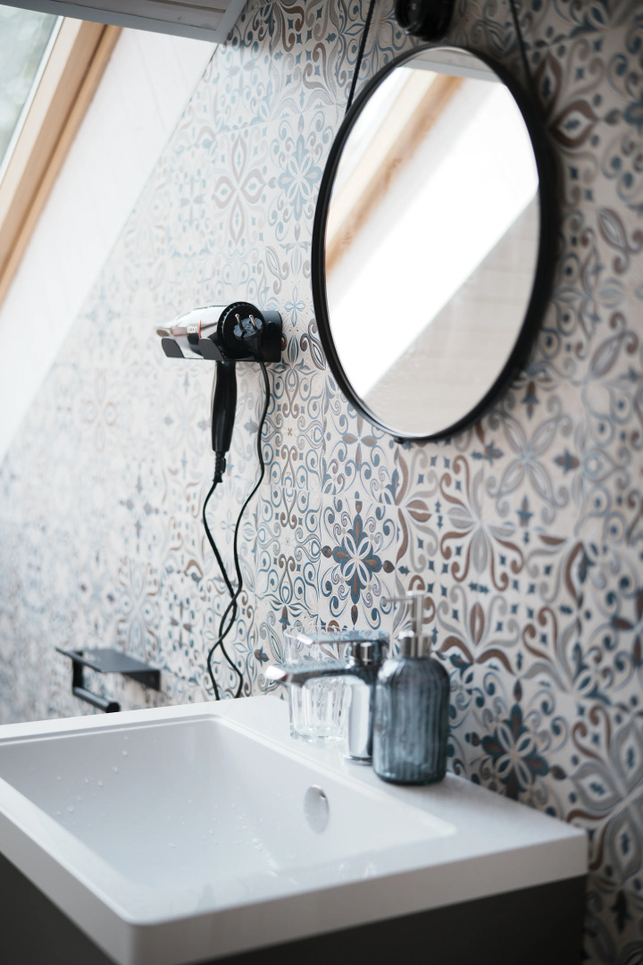 Квартира Однокомнатная мансарда у моря