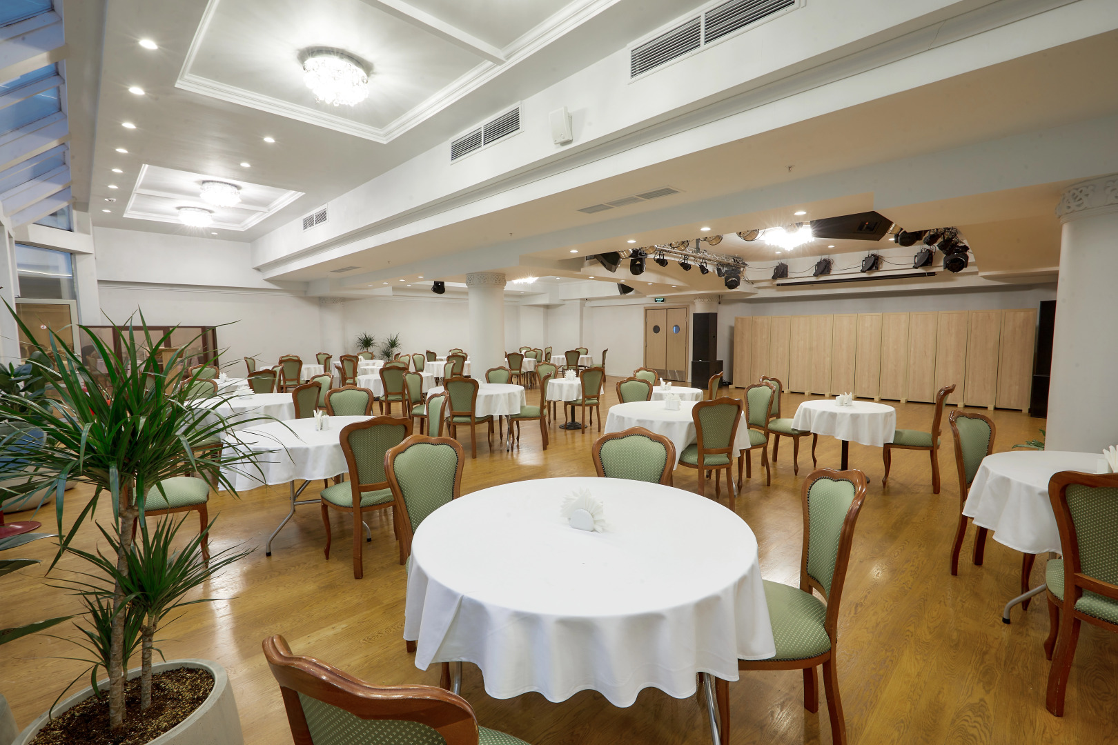 AZIMUT Отель Ярославль