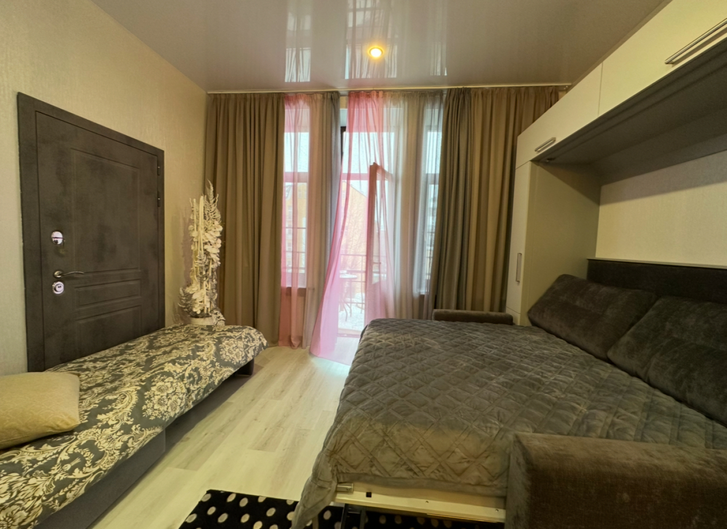 Квартира Большая Студия в Центре