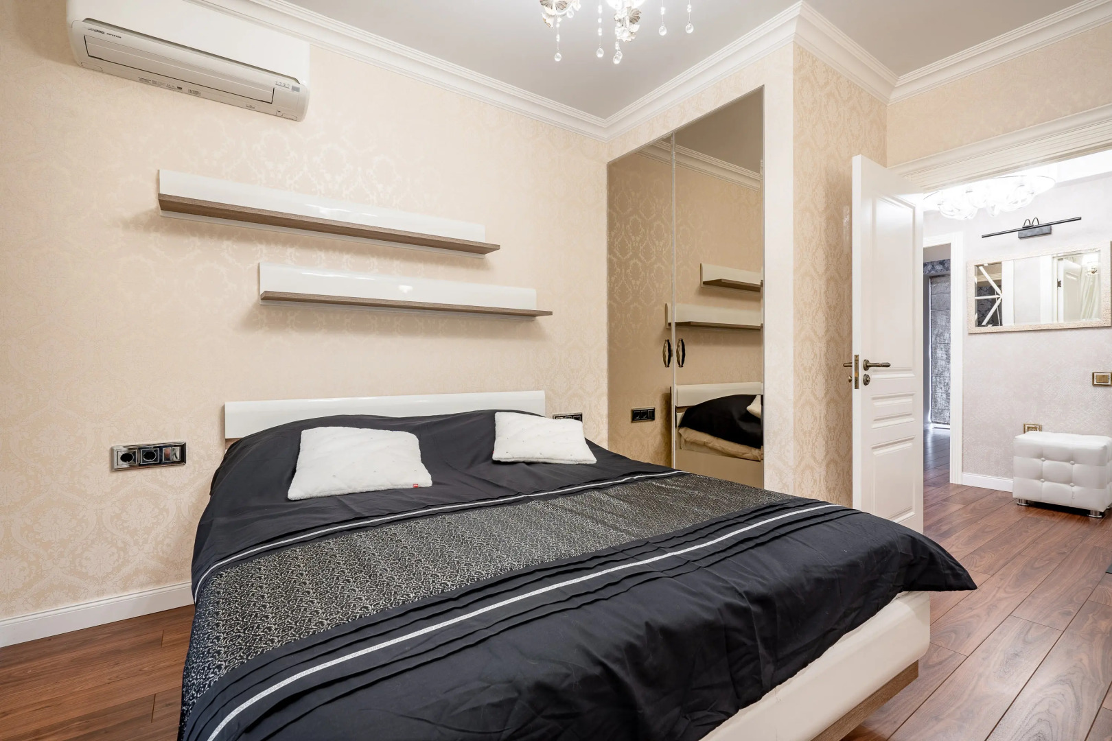 Апартаменты Island