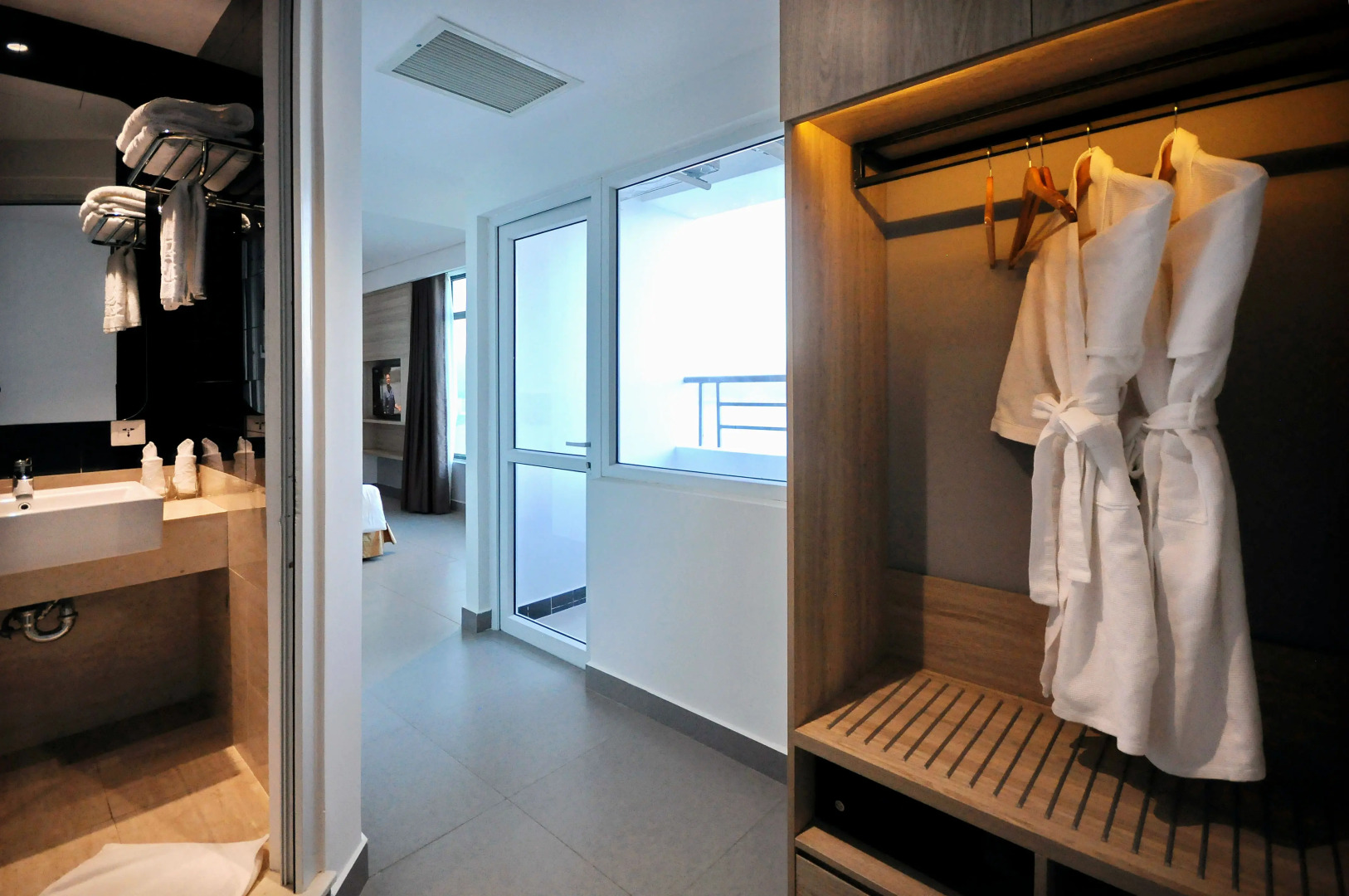 Отель Anrizon Nha Trang