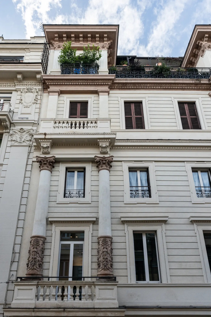 Apartments The Heritage at Trevi Fountain