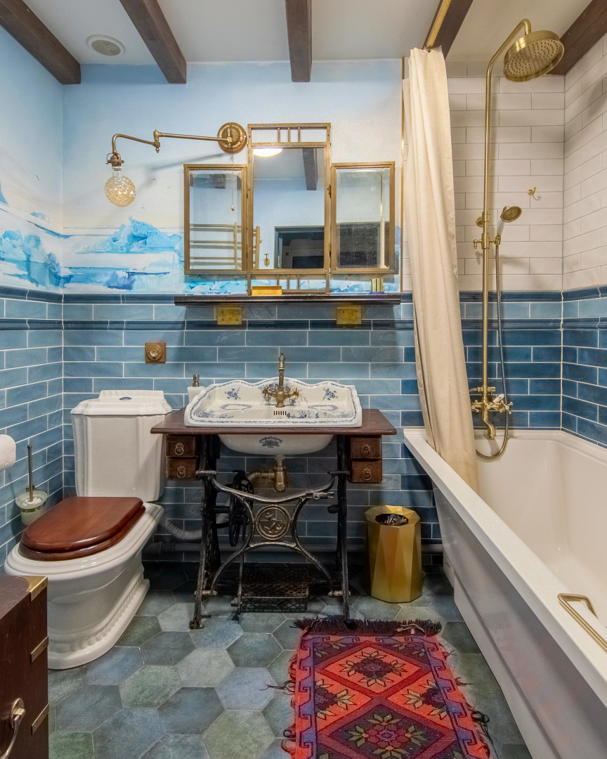 Квартира Уникальная Историческая Квартира с Панорамным Видом на Фонтанку