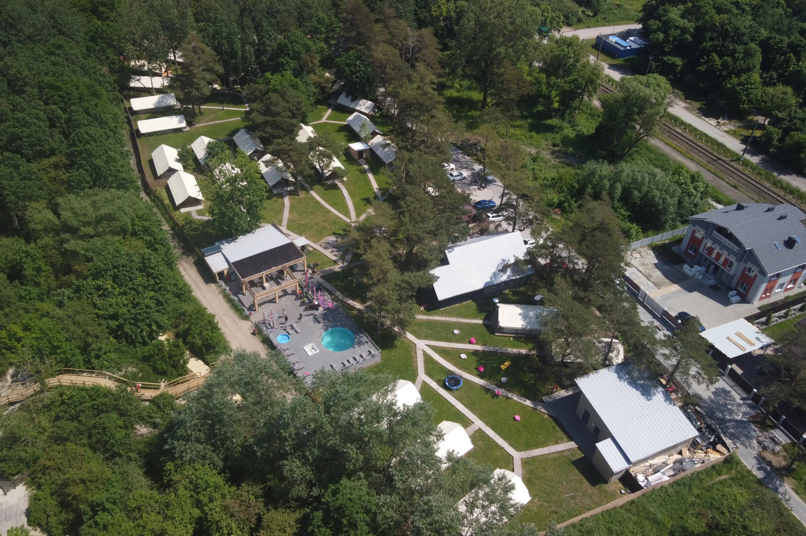 Глэмпинг Малина