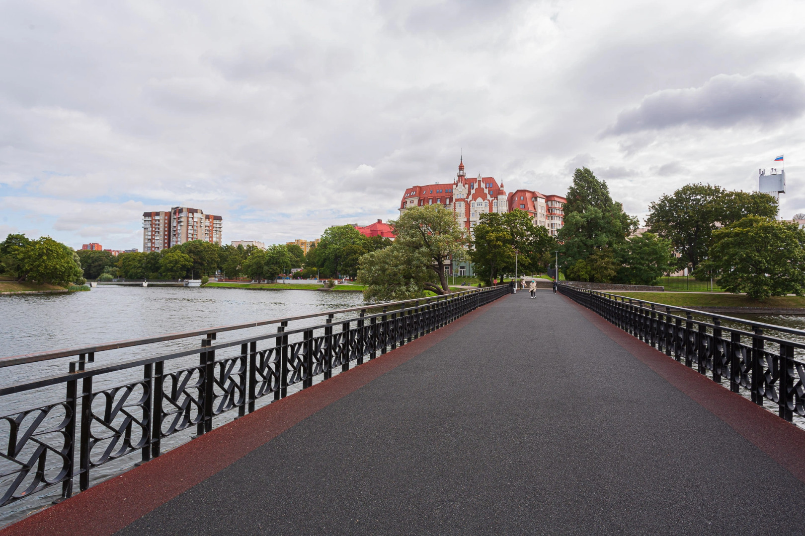 Апартаменты Suffix на Нижнем озере