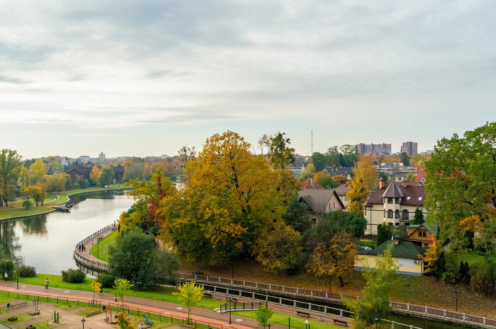 Квартира с шикарным видом на Верхнее озеро