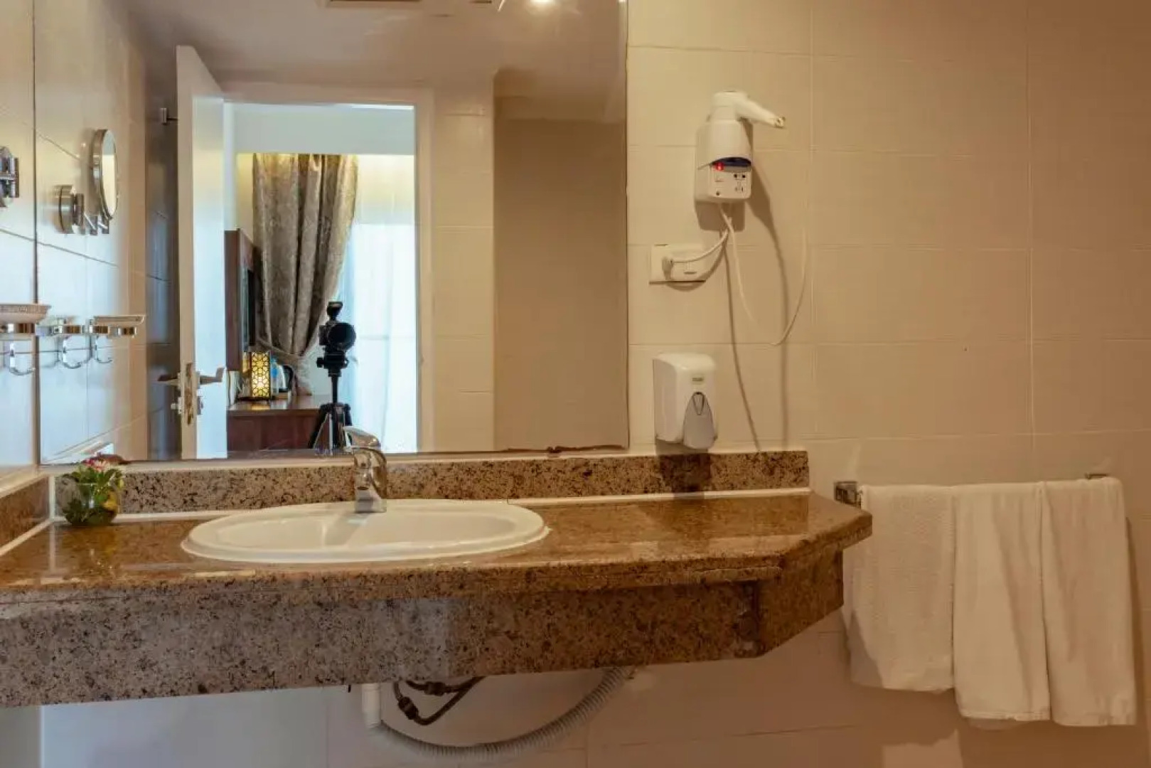 Курортный отель Royal Star Beach Resort