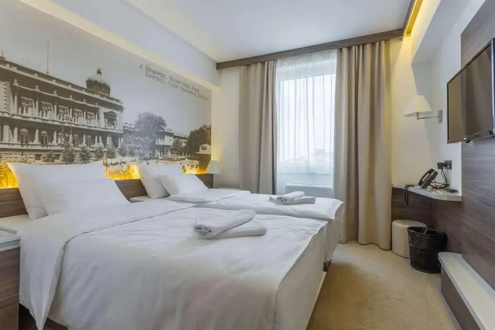 Отель Royal Inn