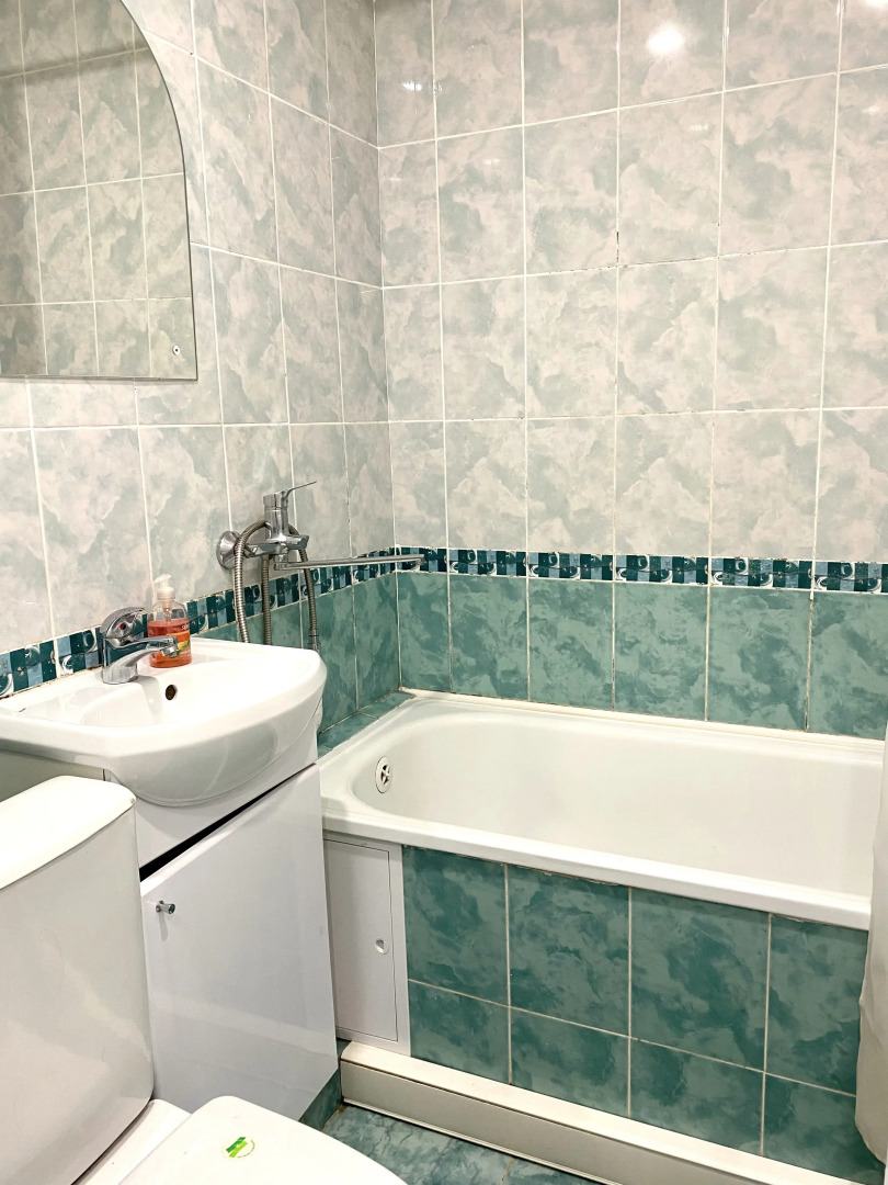 Апартаменты Уютная 2х-комнатная квартира в центре гоpода рядом с набережной