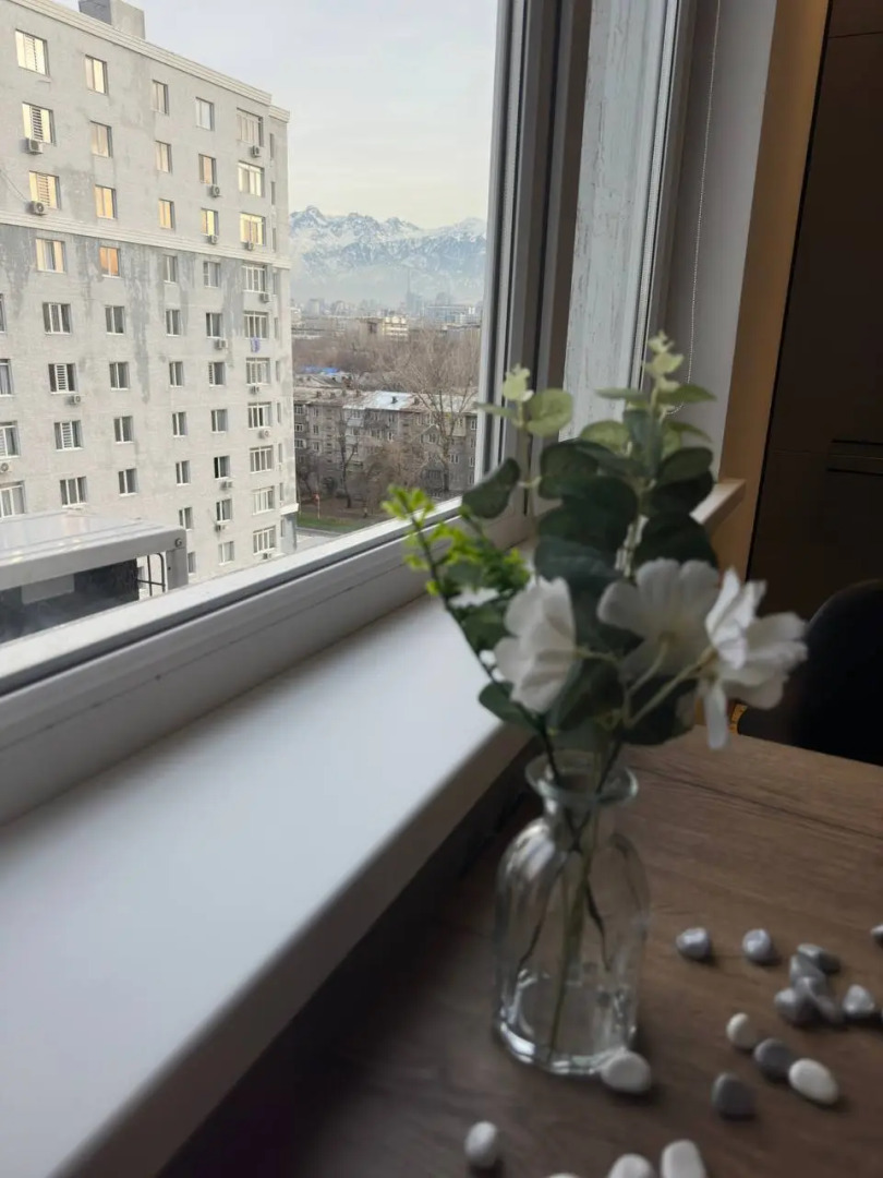 Апартаменты 105 около арбата с видом на горы