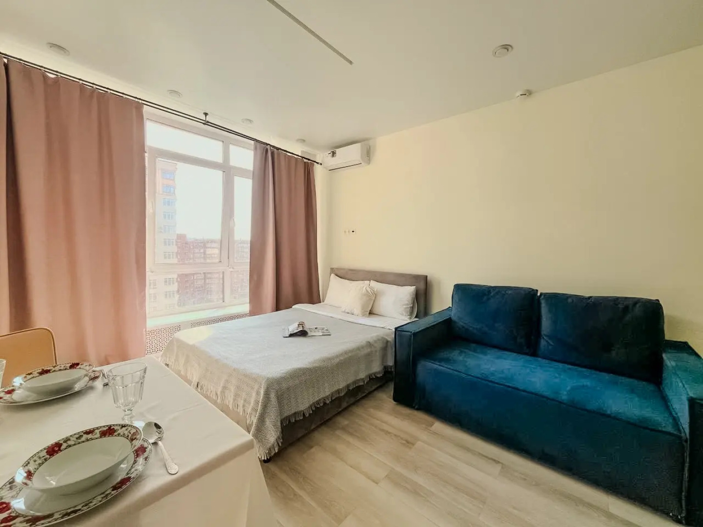 Апартаменты Unique Apart Ваниль у ГУФСИН и Казначейства на Мичурина 58/1