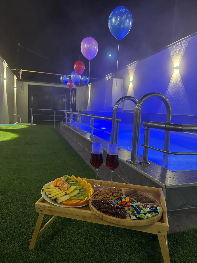 Гостевой дом Дом с бассейном на берегу