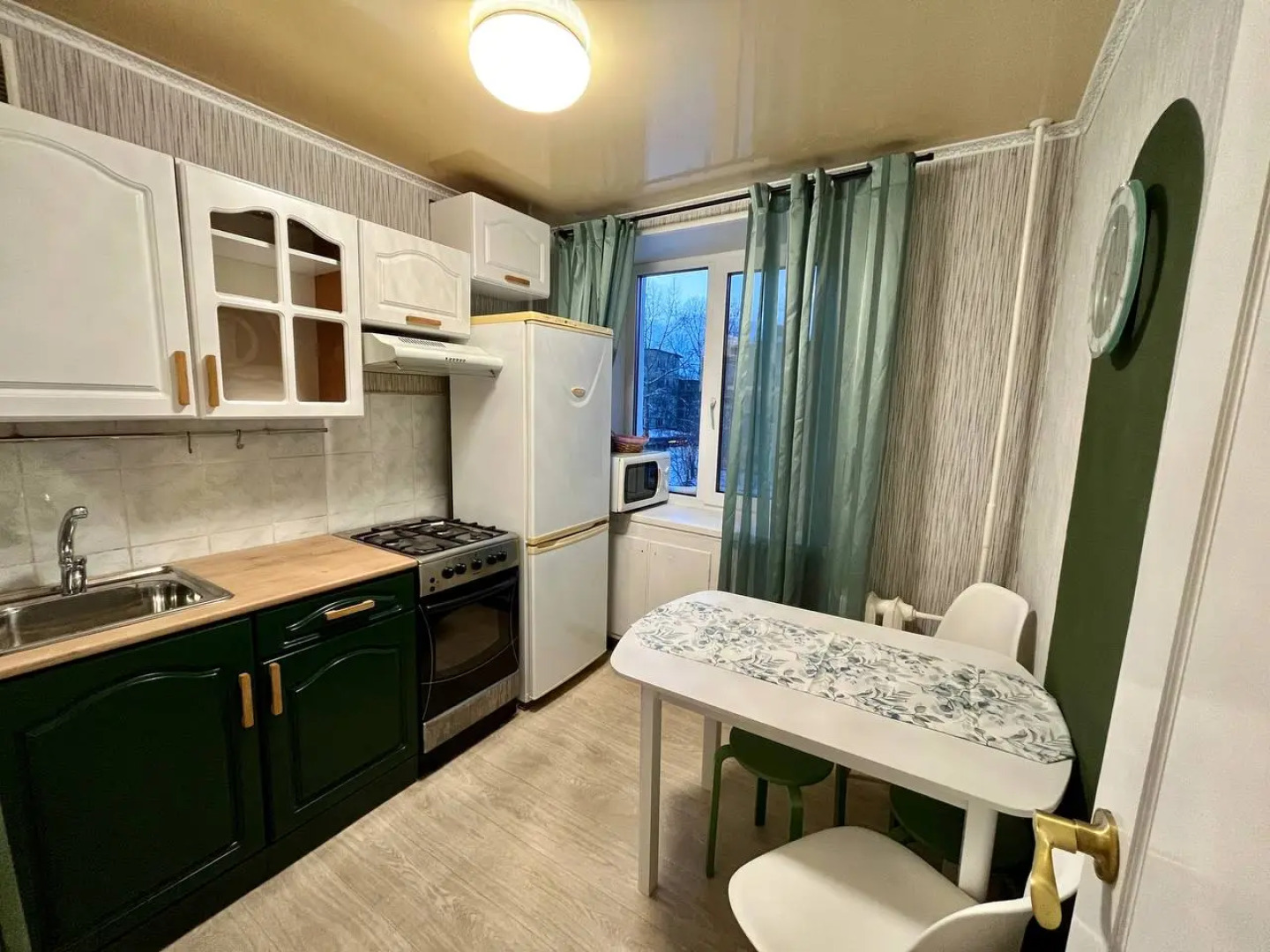 Квартира Ваш Рантье на Полярных Зорях 41/1 близ ресторана Тундра