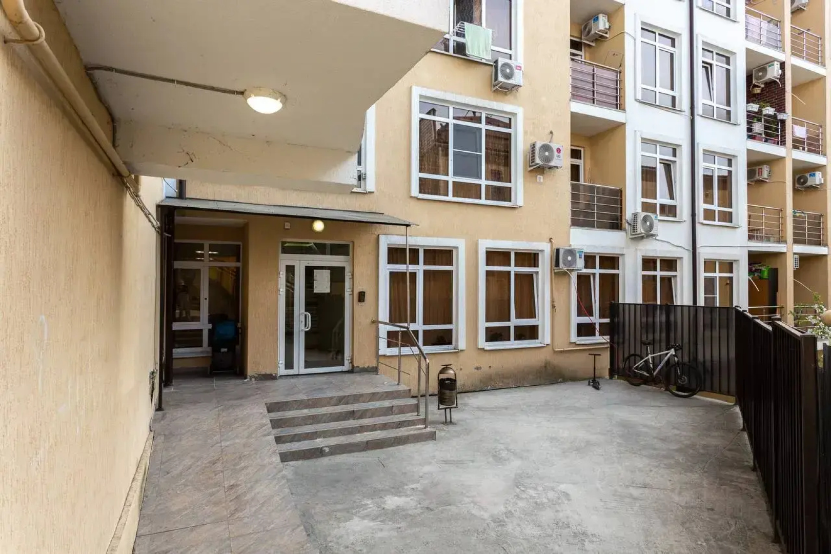 Квартира 4.16 STUDIO IZUMRUD