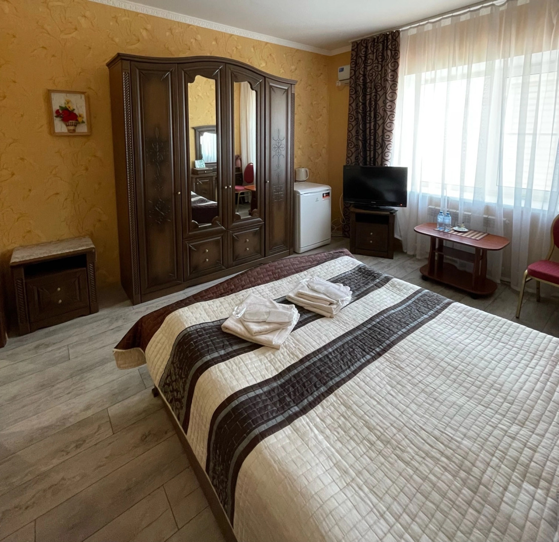 Отель Радуга