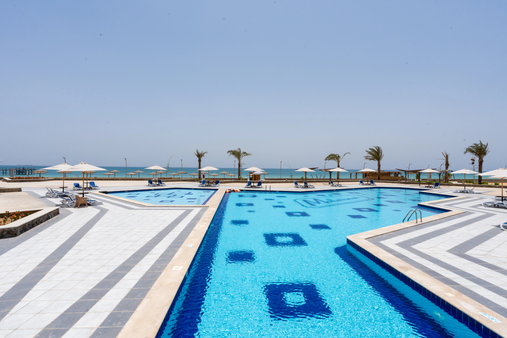 Курортный Отель Matarma Beach Residence Ras Sudr
