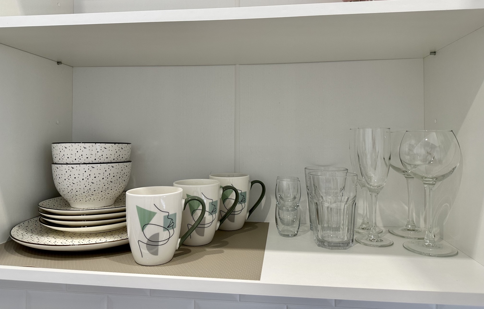 Квартира на Сиреневом бульваре 14