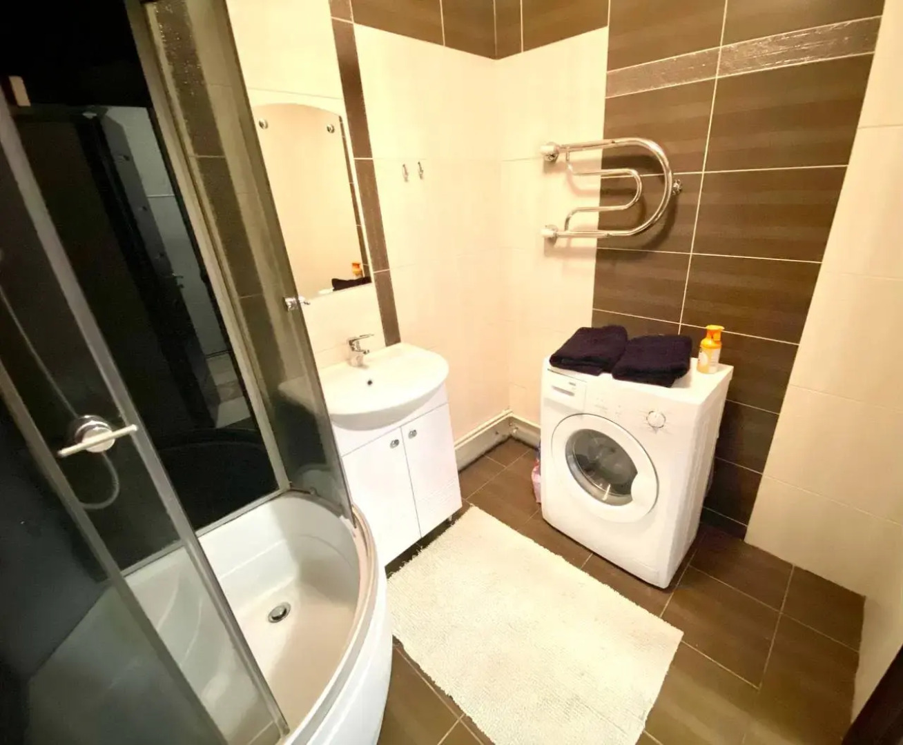 Апартаменты большая студия в новострое