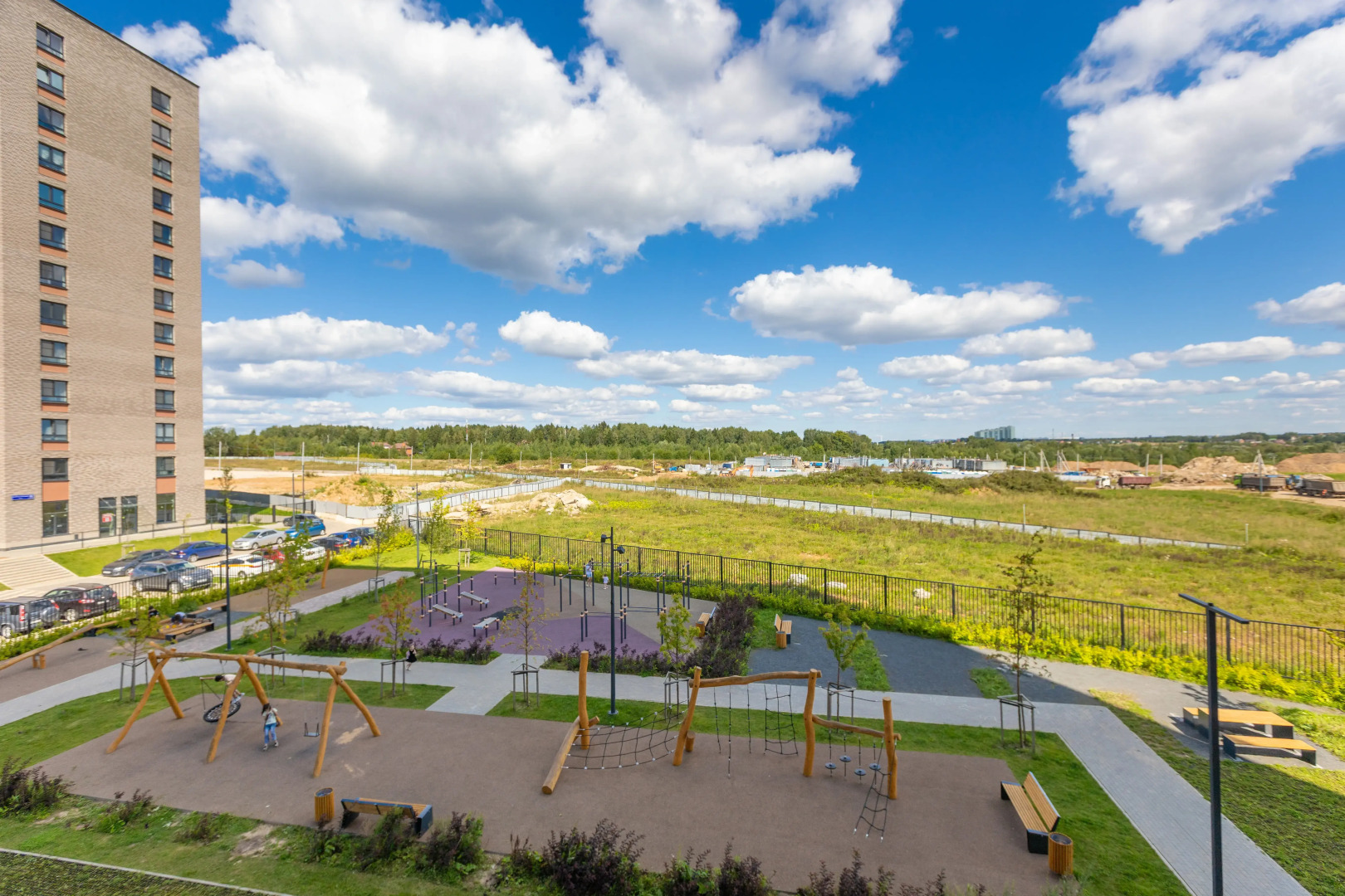 Квартира Евро 2-к Изумрудная долина