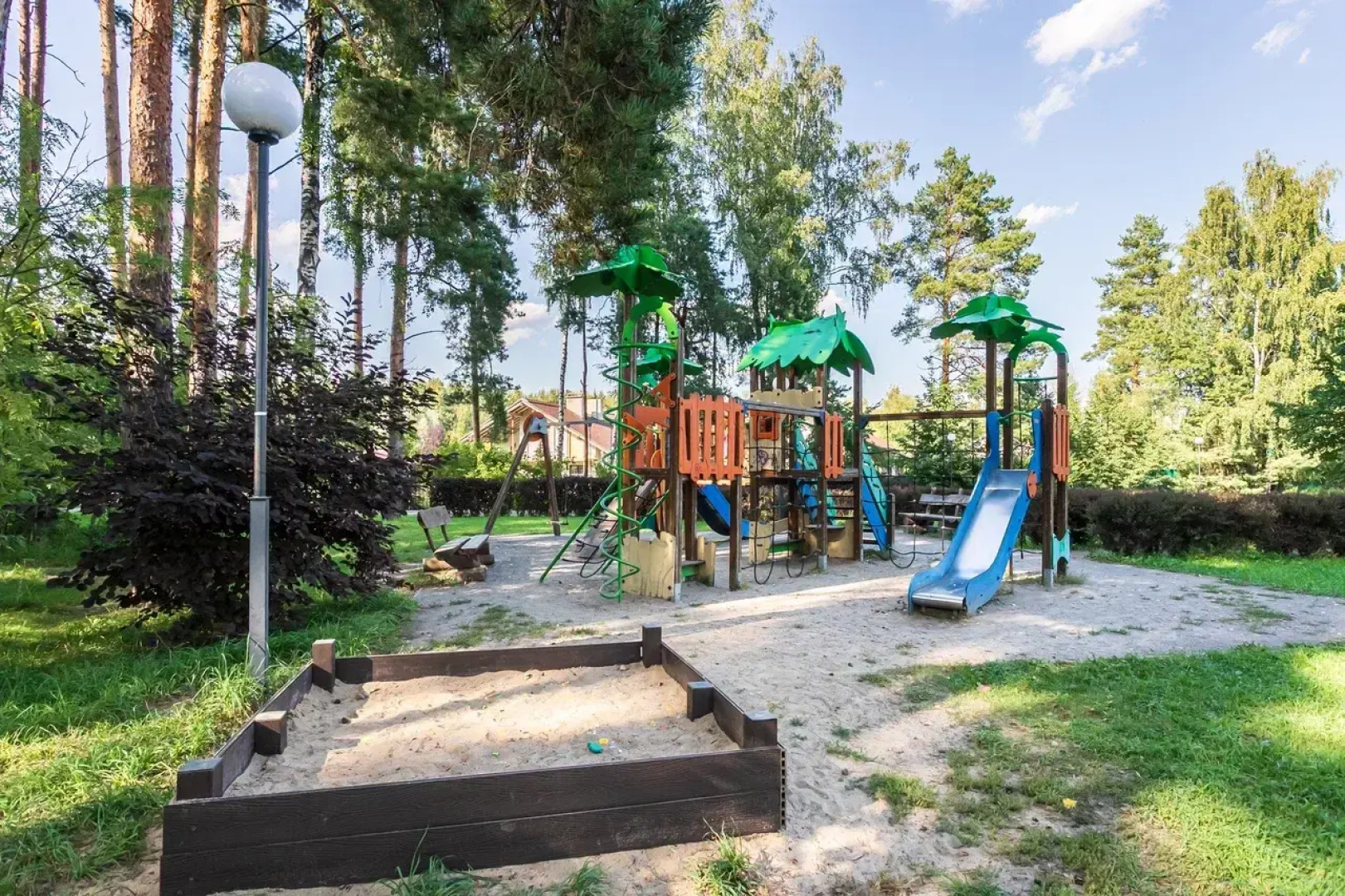 Апарт-отель Яхонтовый Лес