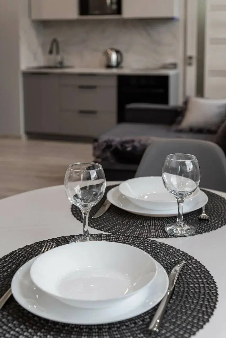 Апартаменты Дизайнерская Студия Паула с видом на парк Челюскинцев