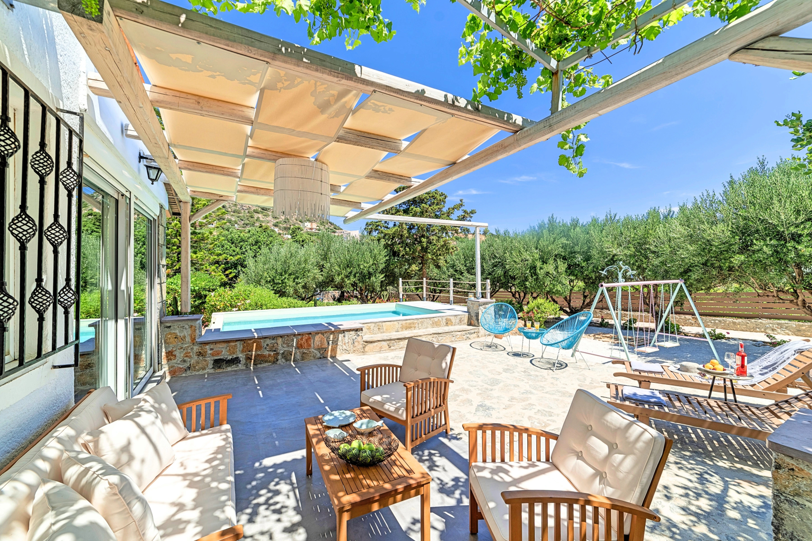 Вилла Cretan Lodge Heated Pool
