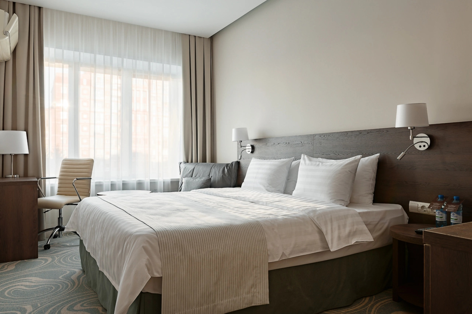 Гостиница Октябрьская