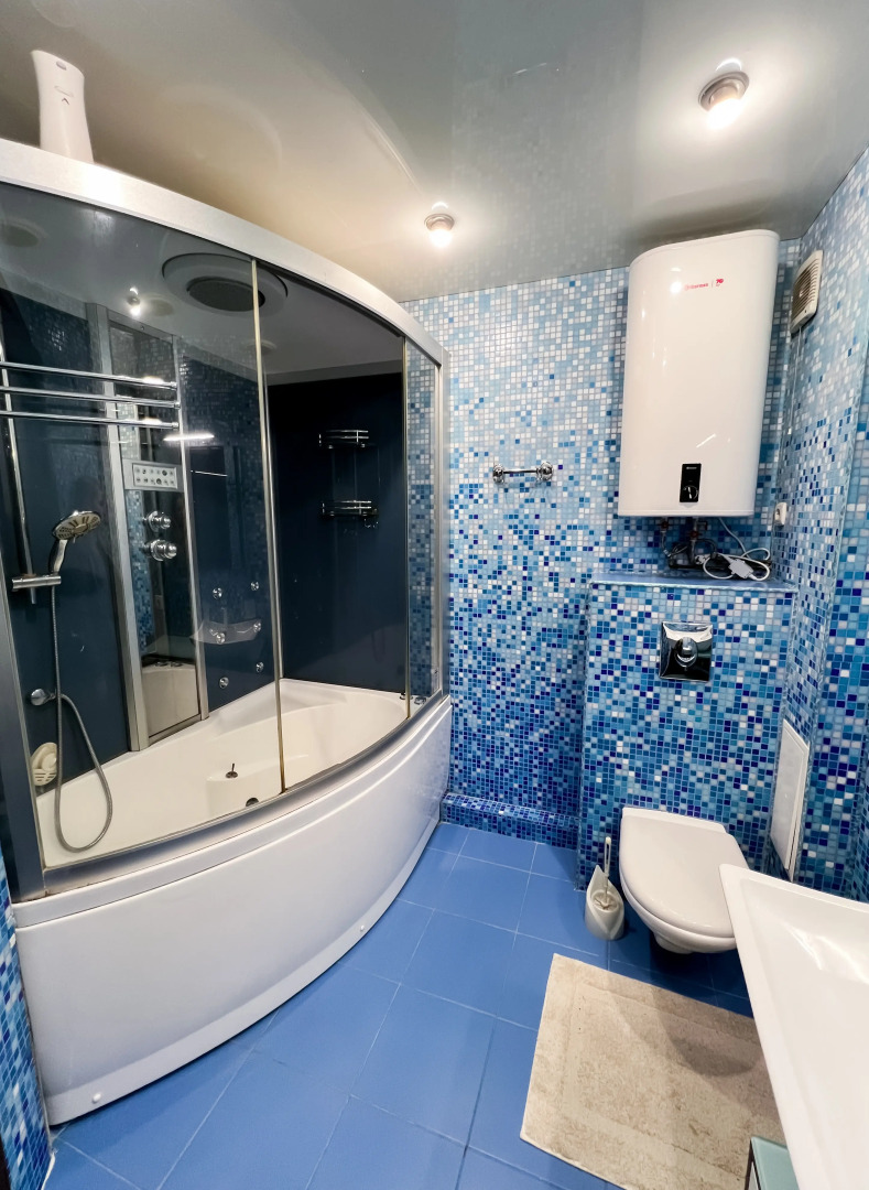 Квартира 3-комнатная на Баумана 12