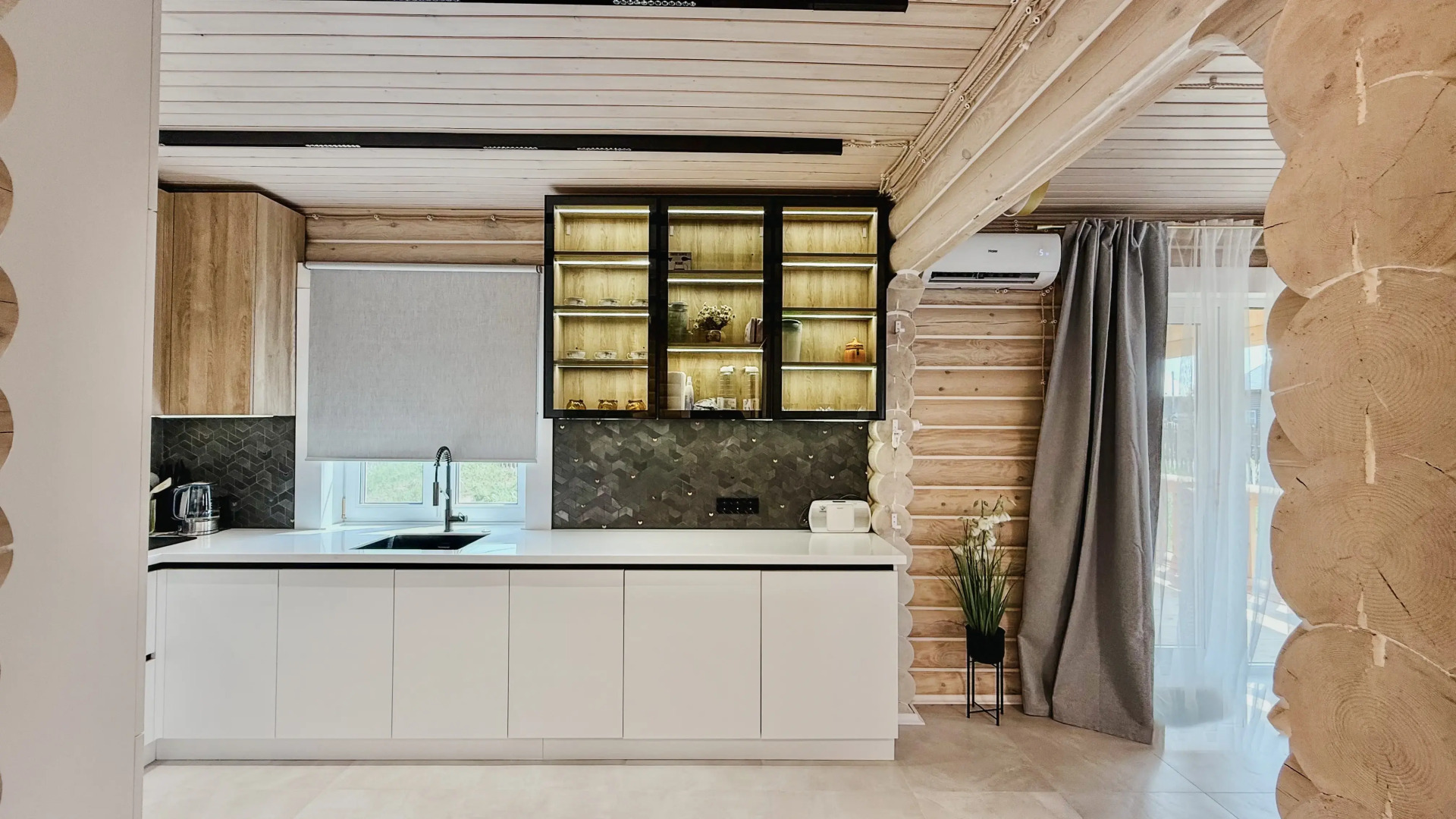 Частный дом шикарный в КП Золотые Сосны