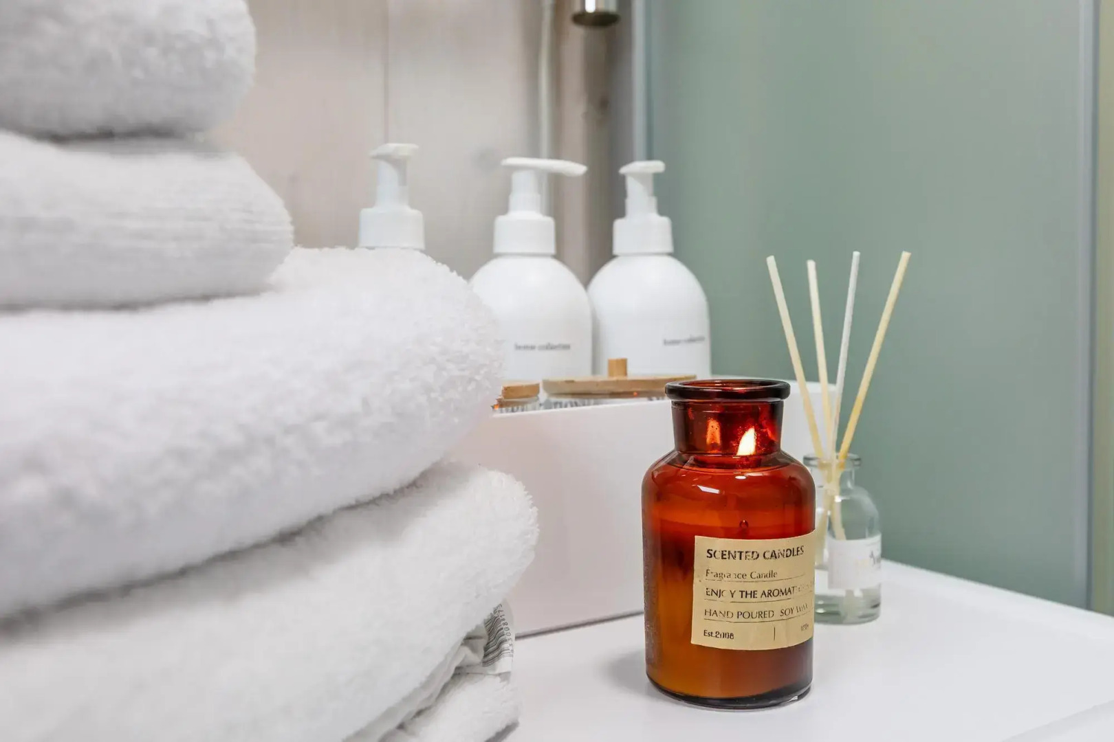 Частный Дом Яркий панорамный с видом на лес