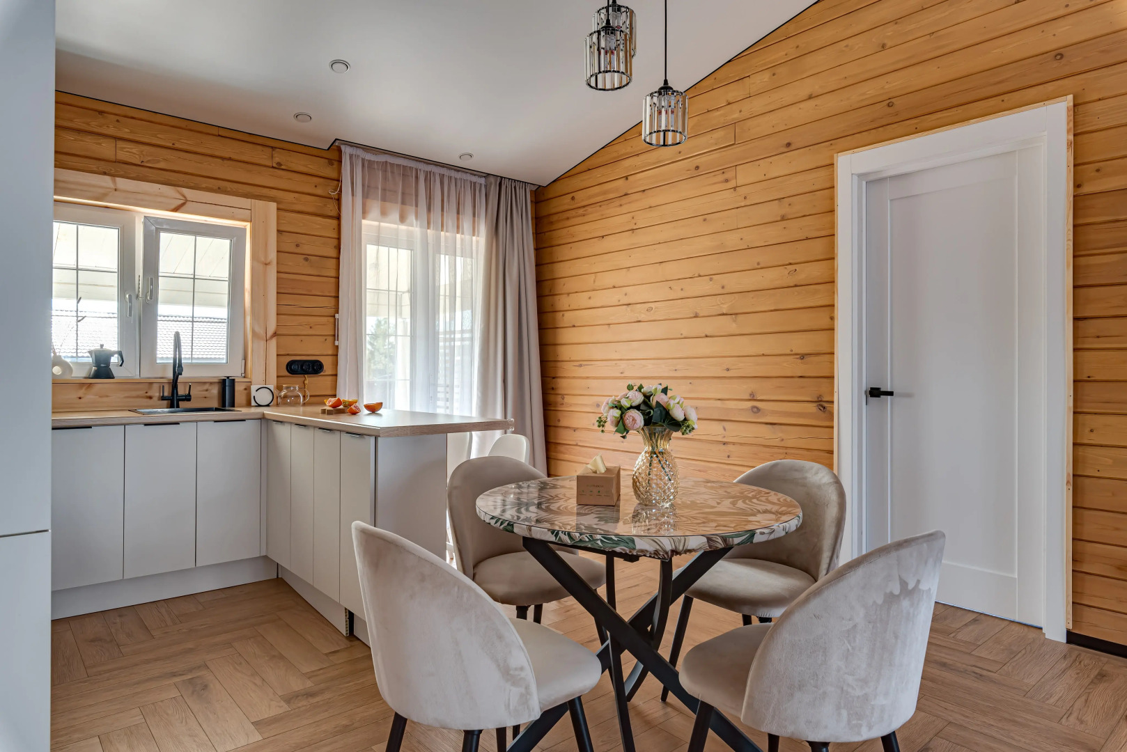 Частный Дом Просторный от Sheluha House