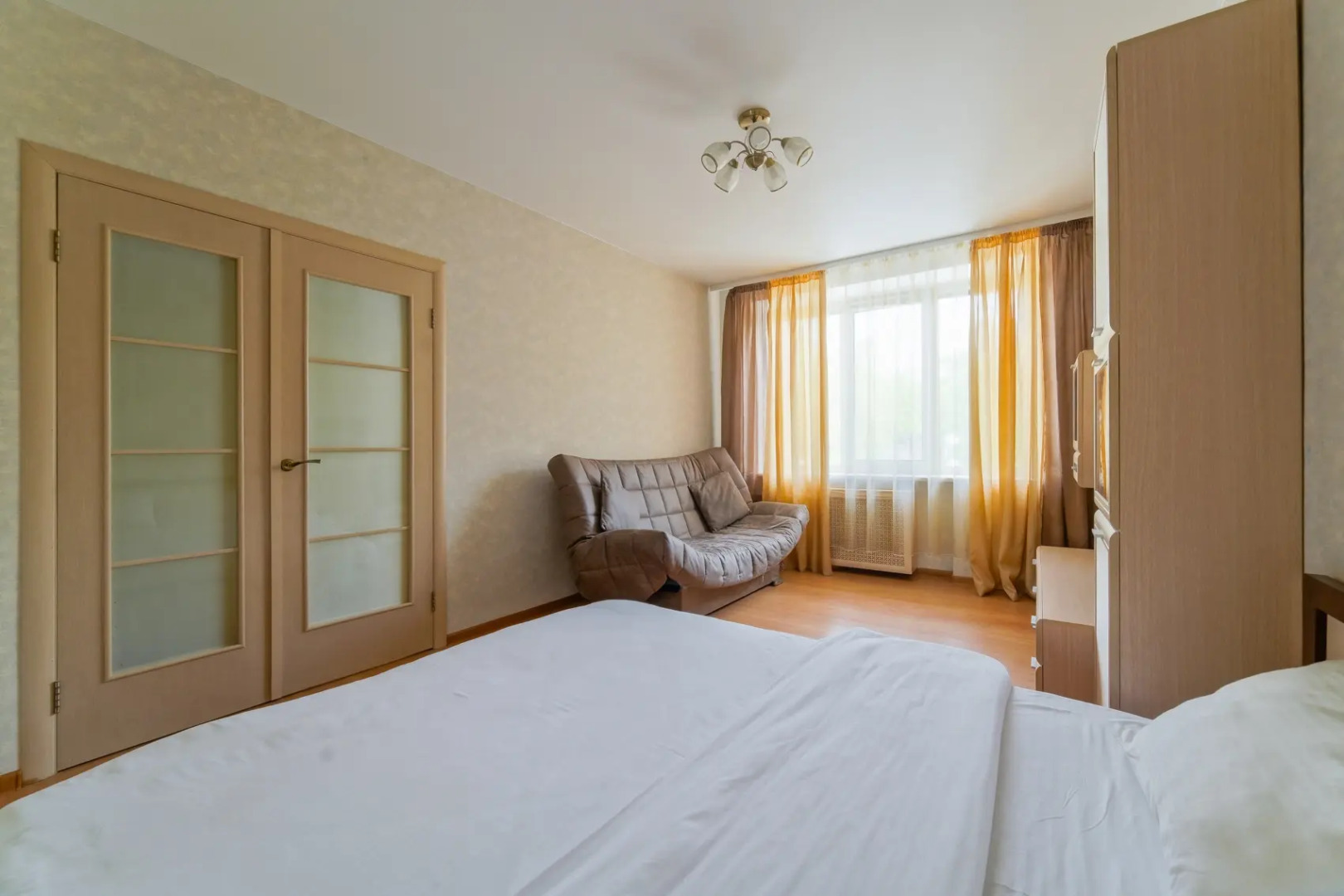 Апартаменты BelaTravel по адресу: Независимости, 52