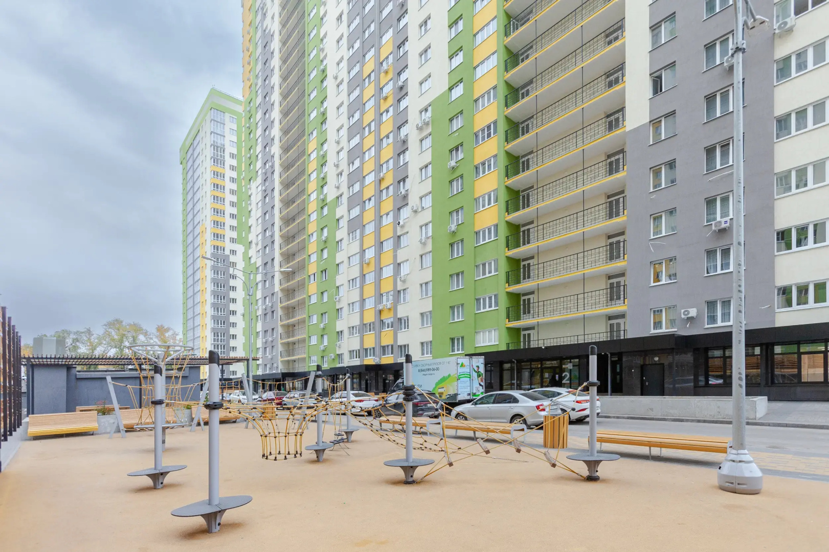 Апартаменты евродвушка RentPlaza класса LUX