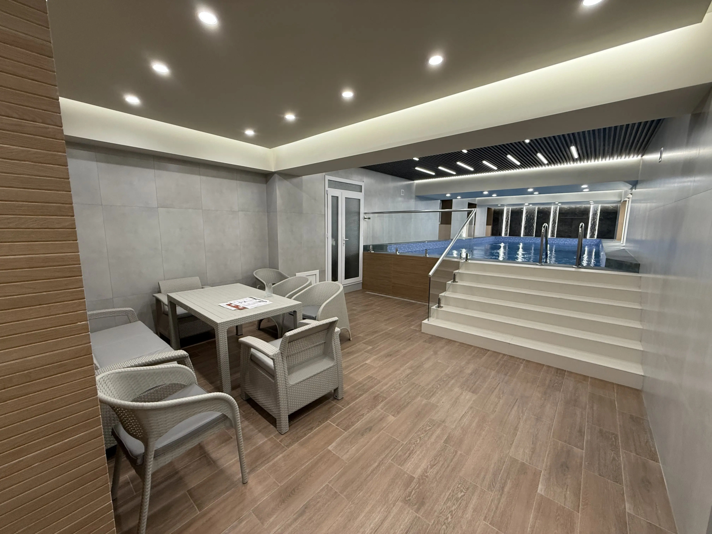 Araks Hotel Complex