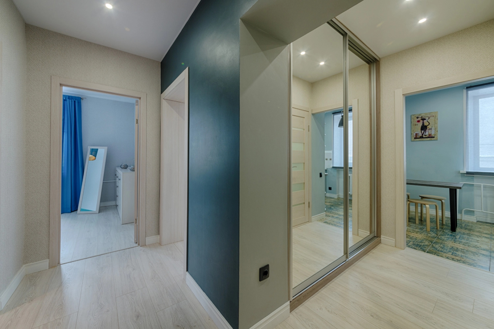 Апартаменты 3-комнатные HomeApart пер. Броневой, 10